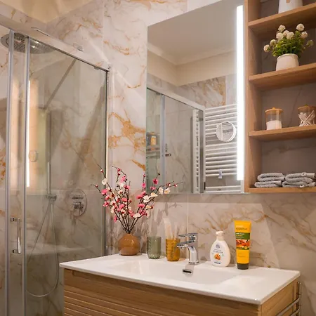 Casa Yuliya 11 4* Como