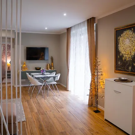 Bed & Breakfast Casa Yuliya 11 4*