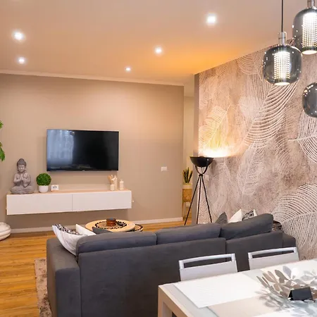 Casa Yuliya 11 Bed & Breakfast