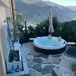 Casa Yuliya 11 Como