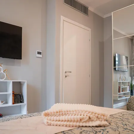 Casa Yuliya 11 4* 科莫