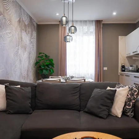 Casa Yuliya 11 科莫