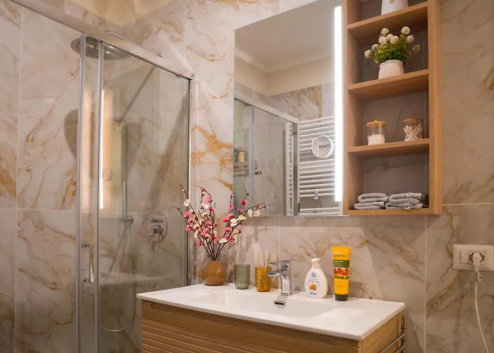 Casa Yuliya 11 4* Комо