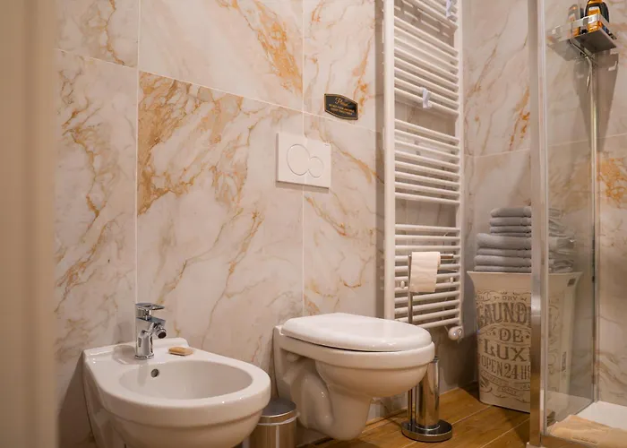 Casa Yuliya 11 4* Комо