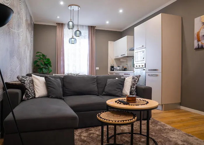 Casa Yuliya 11 Couette-café 4*