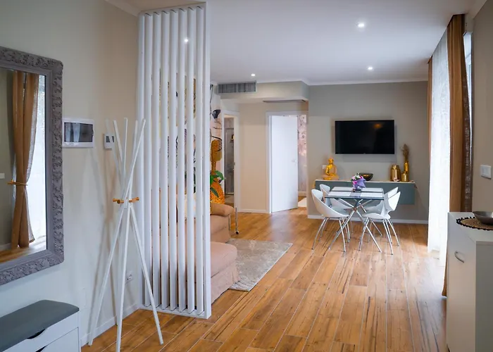 Casa Yuliya 11 Bed and breakfast 4*